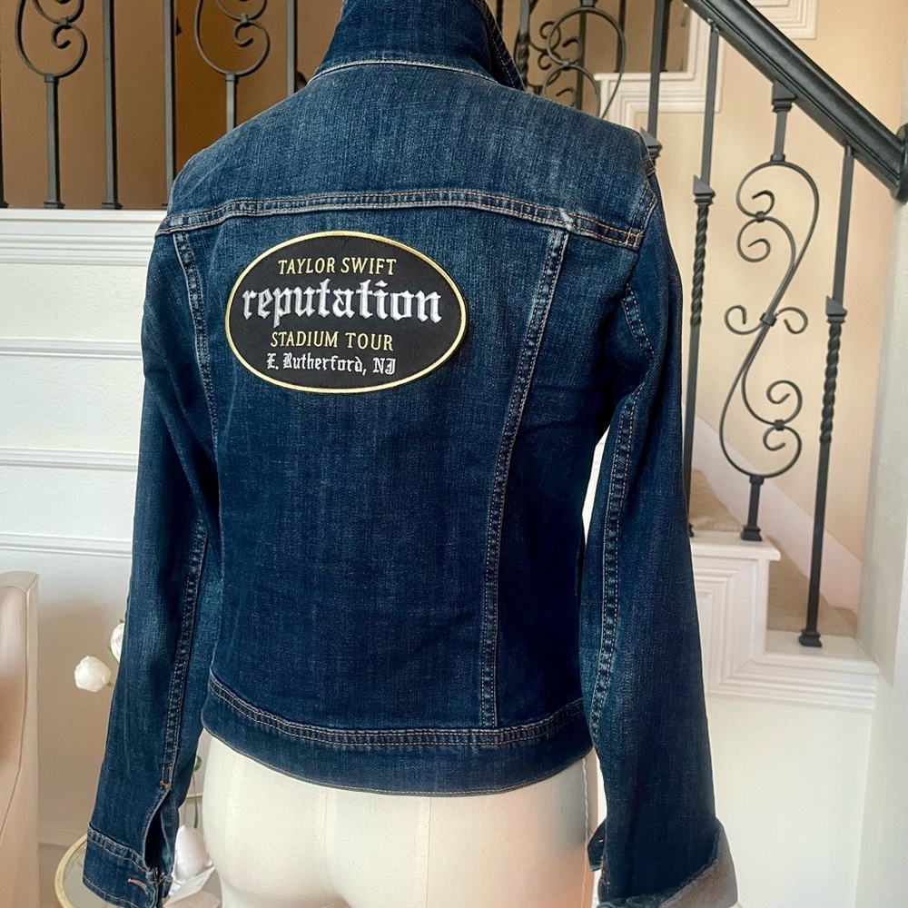 Taylor Swift Reputation Tour dark blue denim Jacket size small Swifty merch - Picture 3 of 10